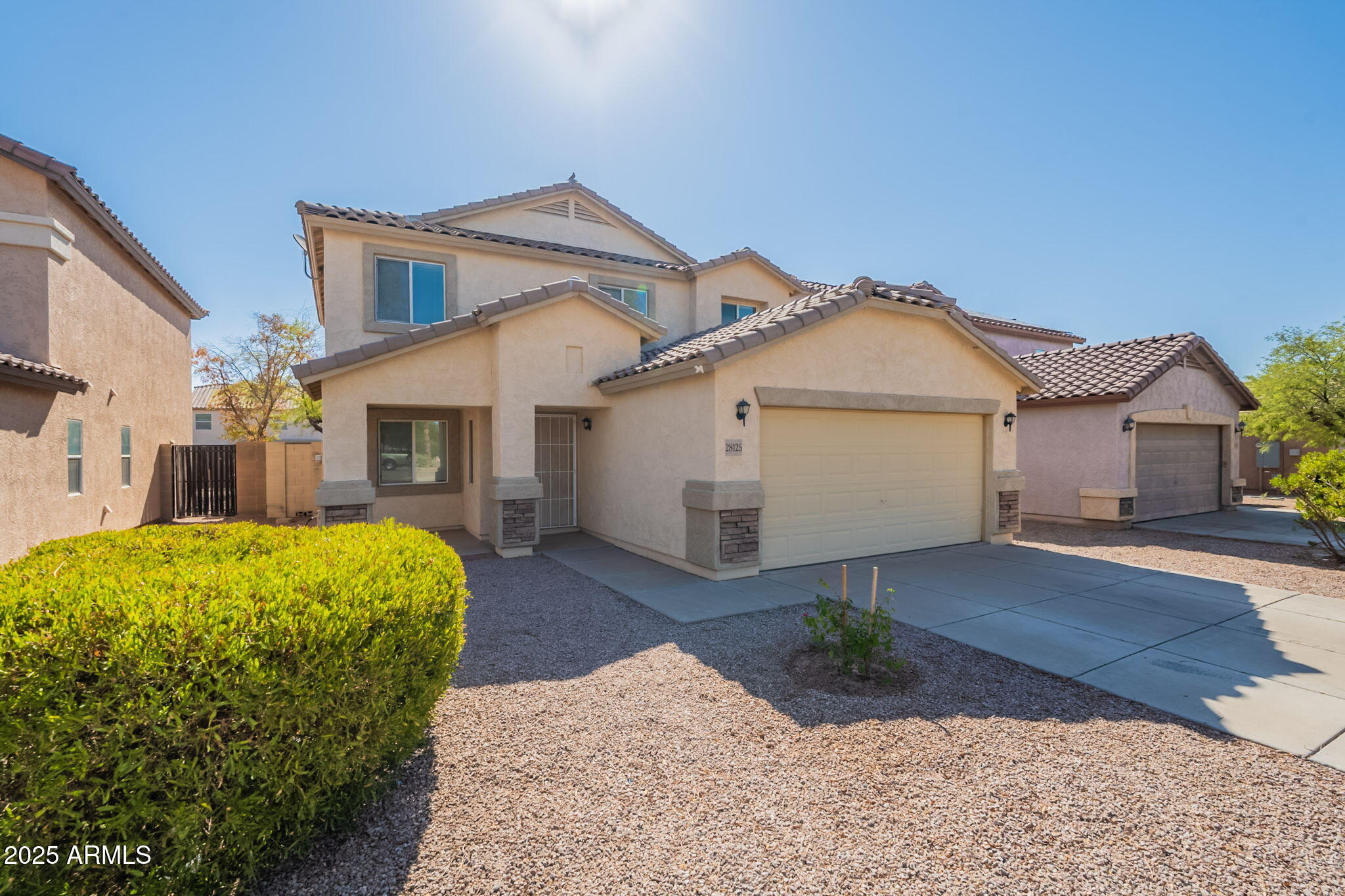 28125 N Silver Lane  San Tan Valley AZ 85143 photo