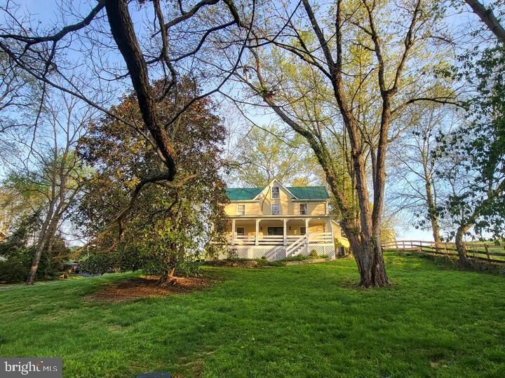 Property Photo: 8520 Maidstone Road VA 20144