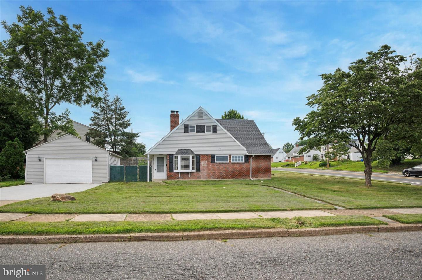Property Photo:  727 Sherrie Road  PA 19115 