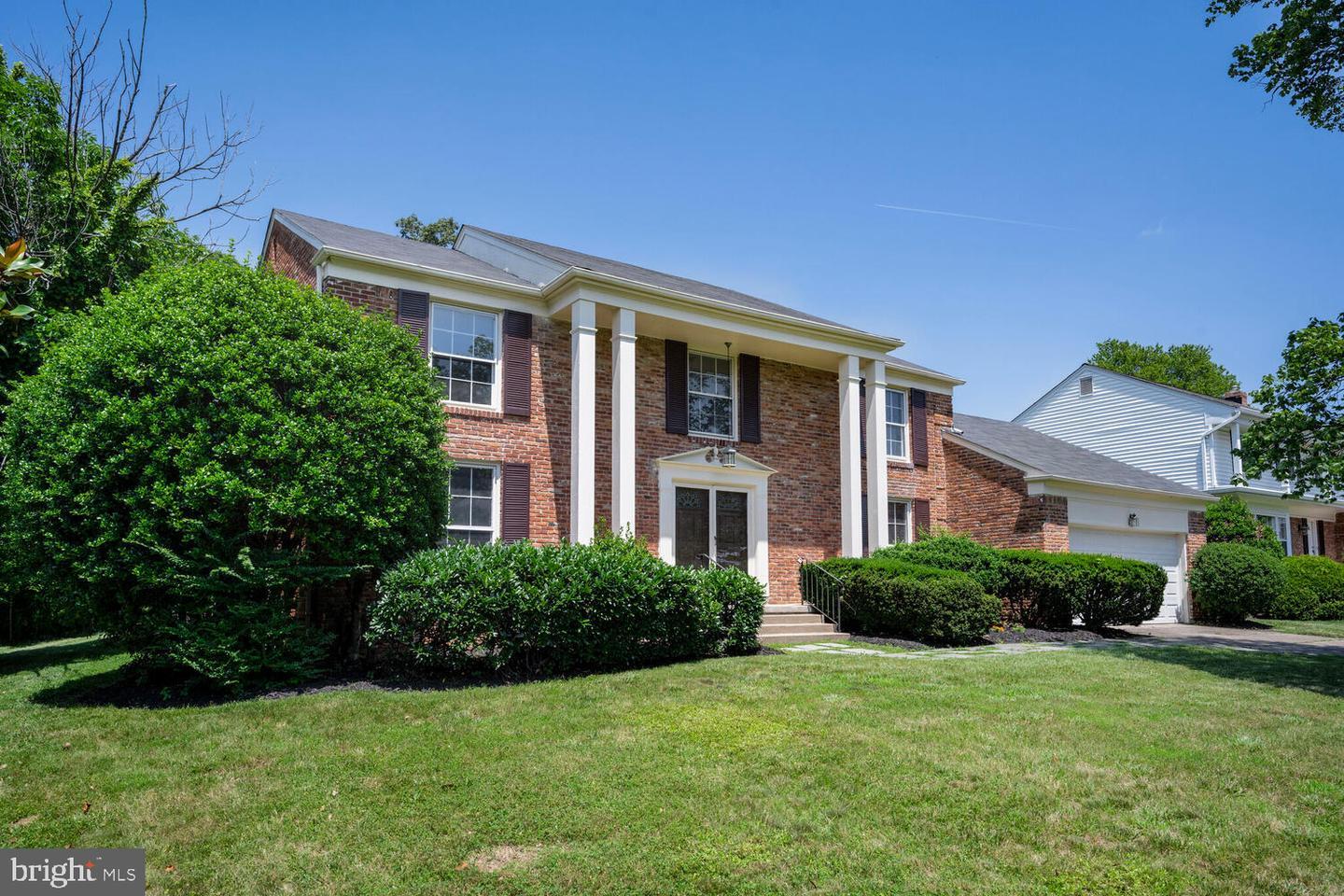 11124 Hunt Club Drive  Potomac MD 20854 photo