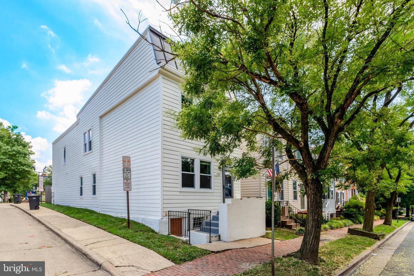 Property Photo:  310 S Alfred Street  VA 22314 