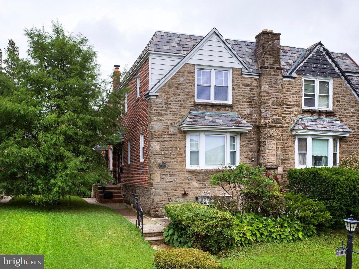 1218 E Cliveden Street  Philadelphia PA 19119 photo