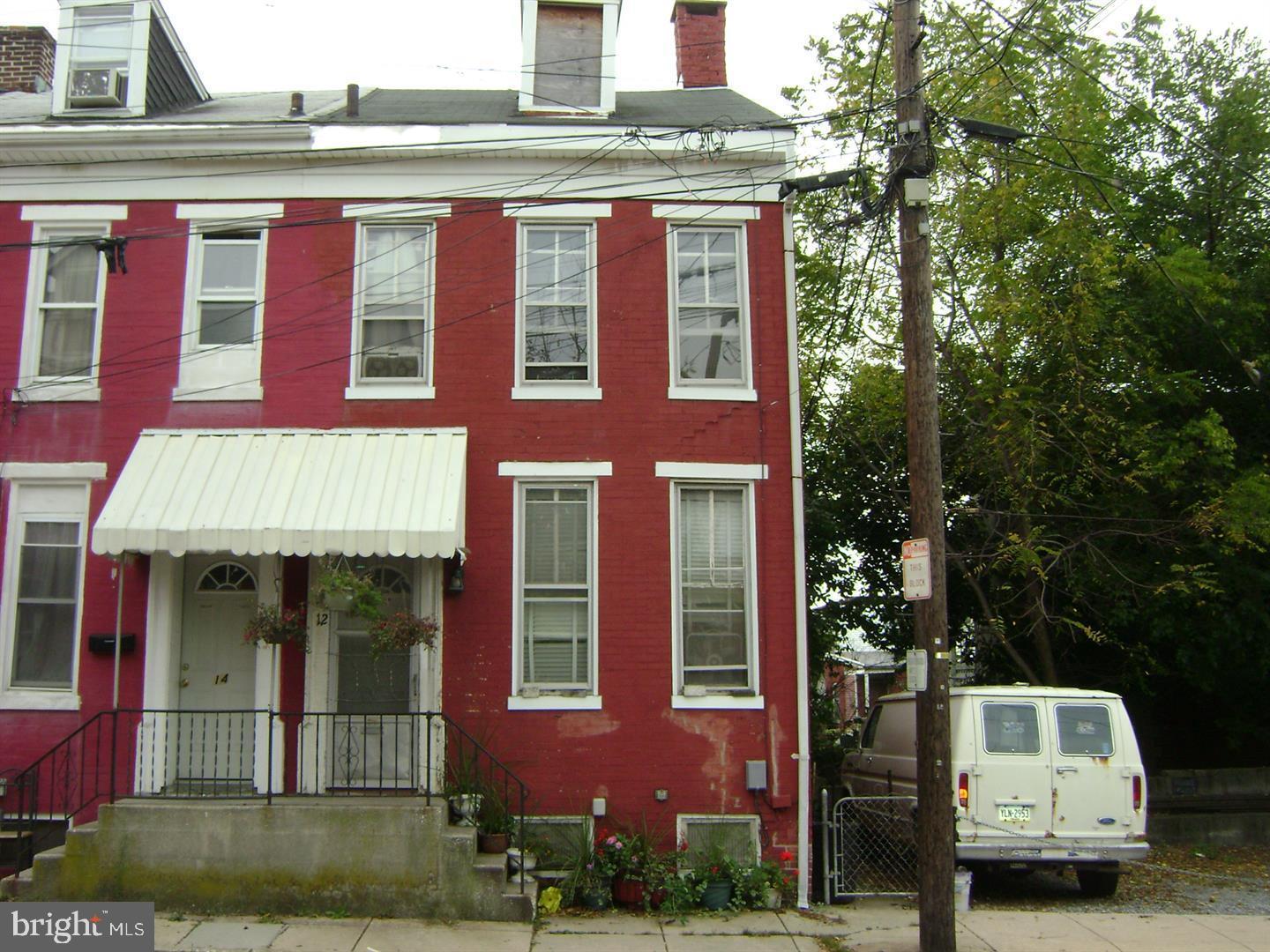 12 S Lee Street  York PA 17403 photo