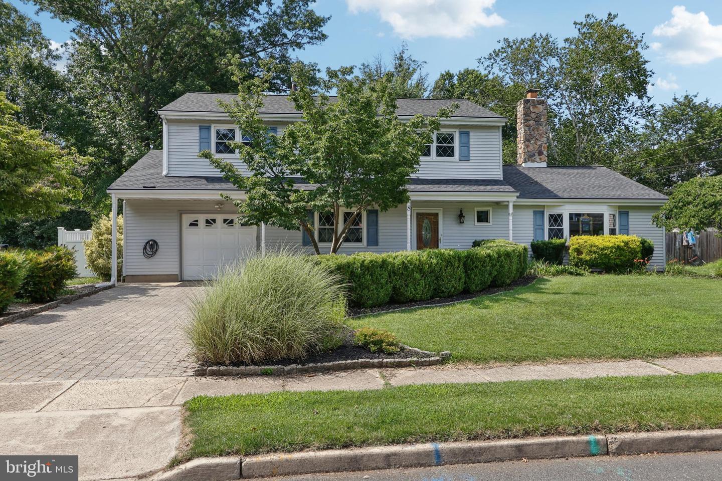 8 Coates Road  Allentown NJ 08501 photo