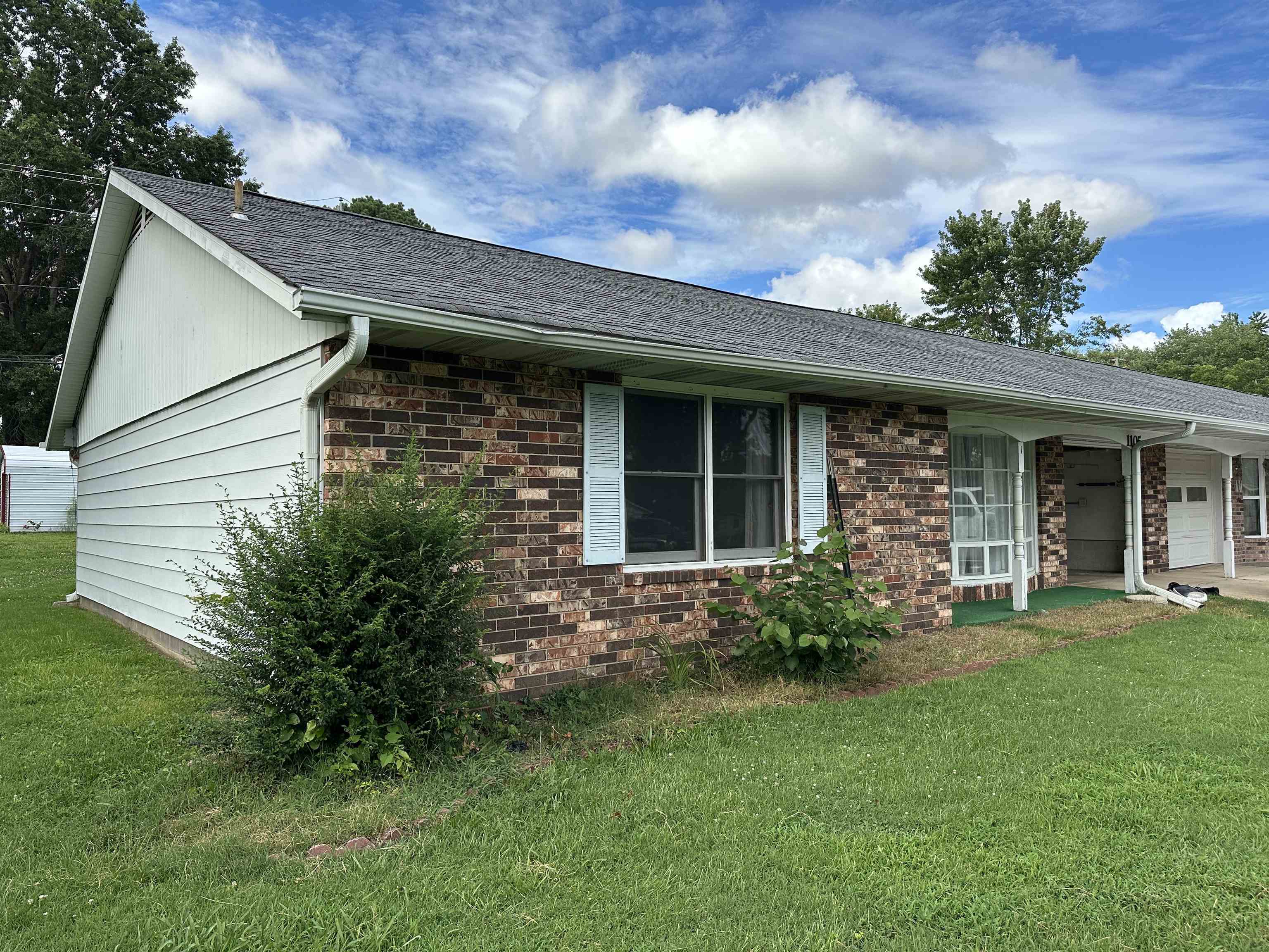 1121 Meadowbrook Drive  Mountain Home AR 72653-9999 photo