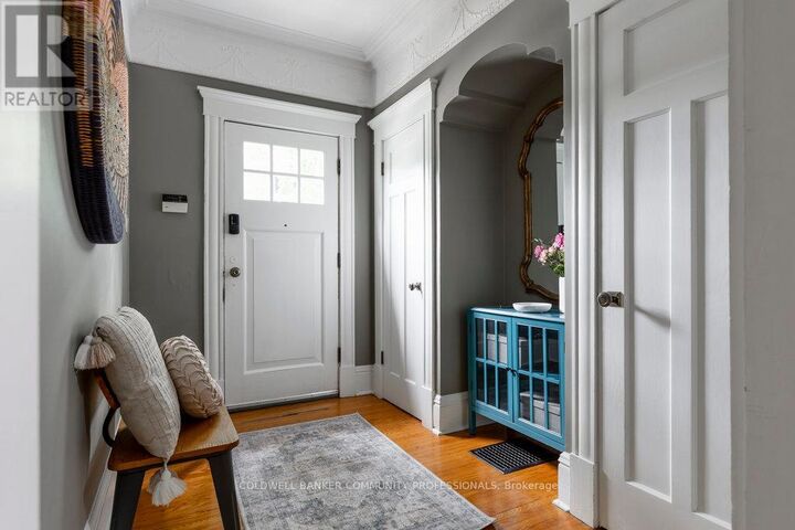 Property Photo: 431 Dundurn Street South ON L8P 4L8
