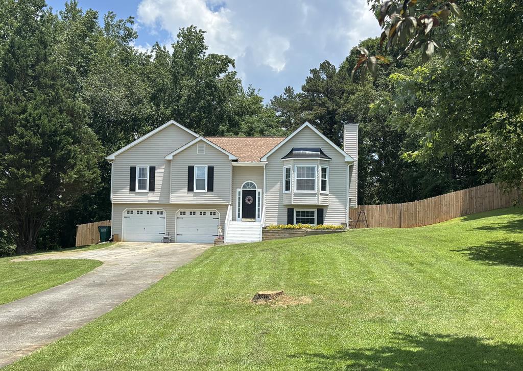 Property Photo: 41 Magnolia Court GA 30171