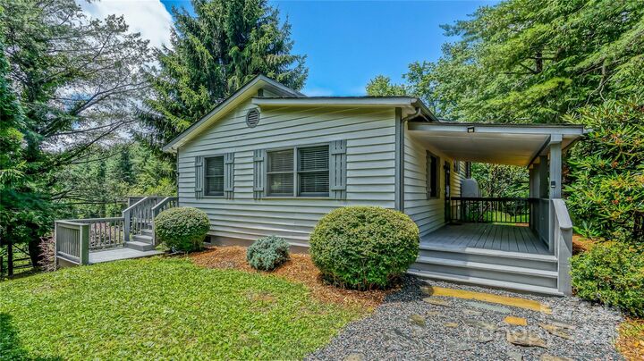 Property Photo: 244 Clay Hodges Road NC 28607