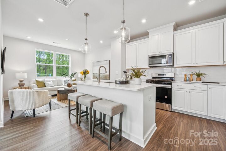 Property Photo: 9404 Munsing Drive 148 NC 28269
