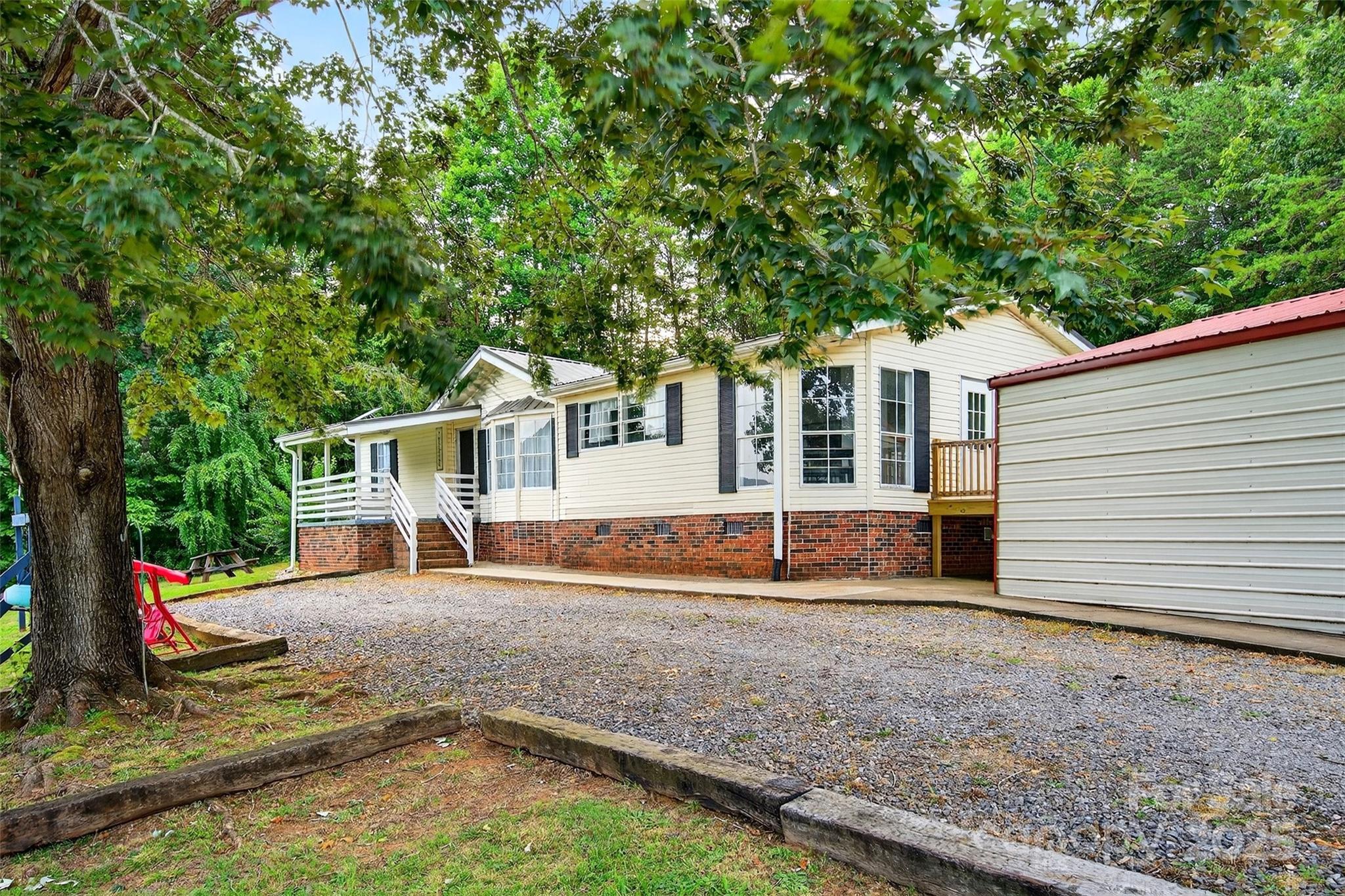 143 Diamond Cove  Nebo NC 28761 photo