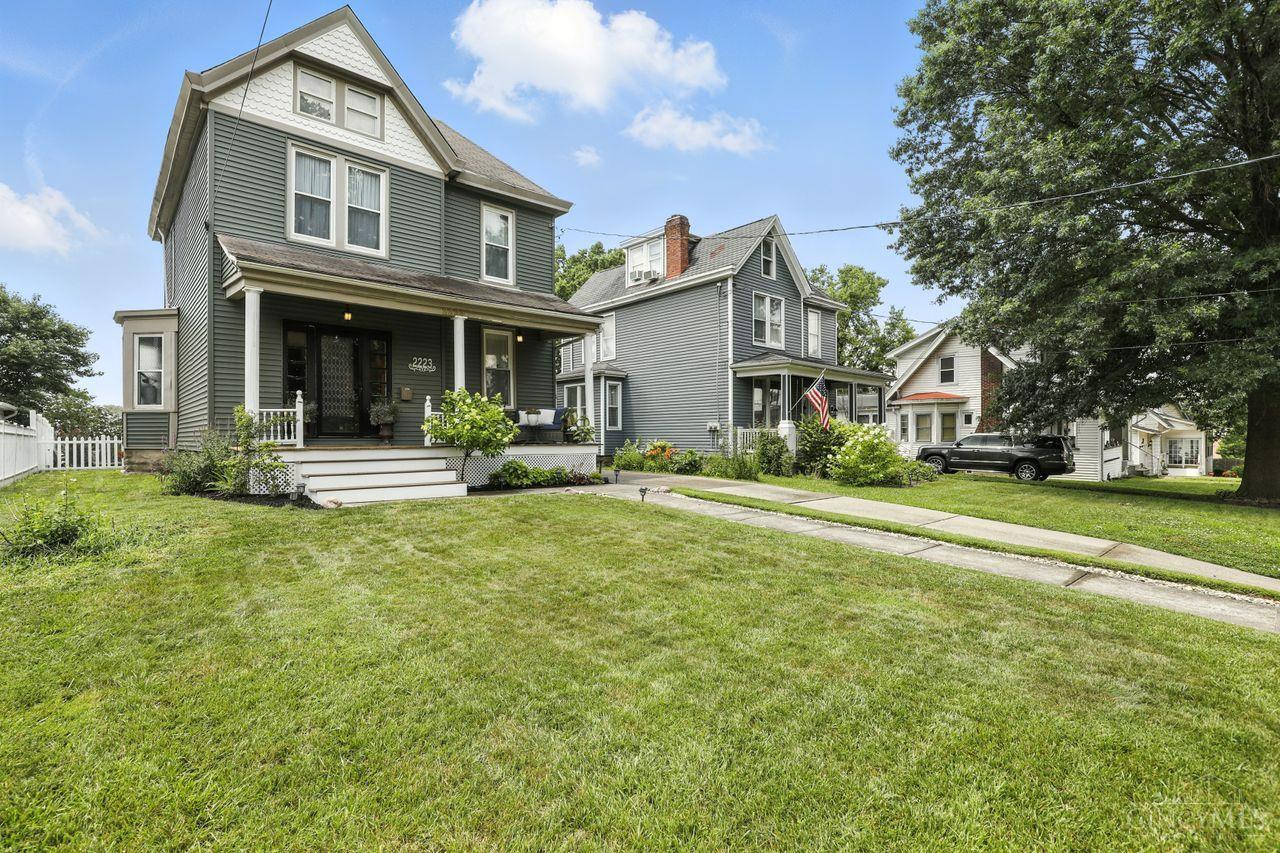 Property Photo: 2223 Madison Avenue OH 45212