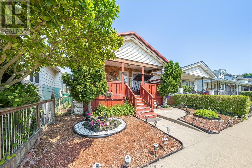 Property Photo: 1054 Oak Street ON N9A 5G4