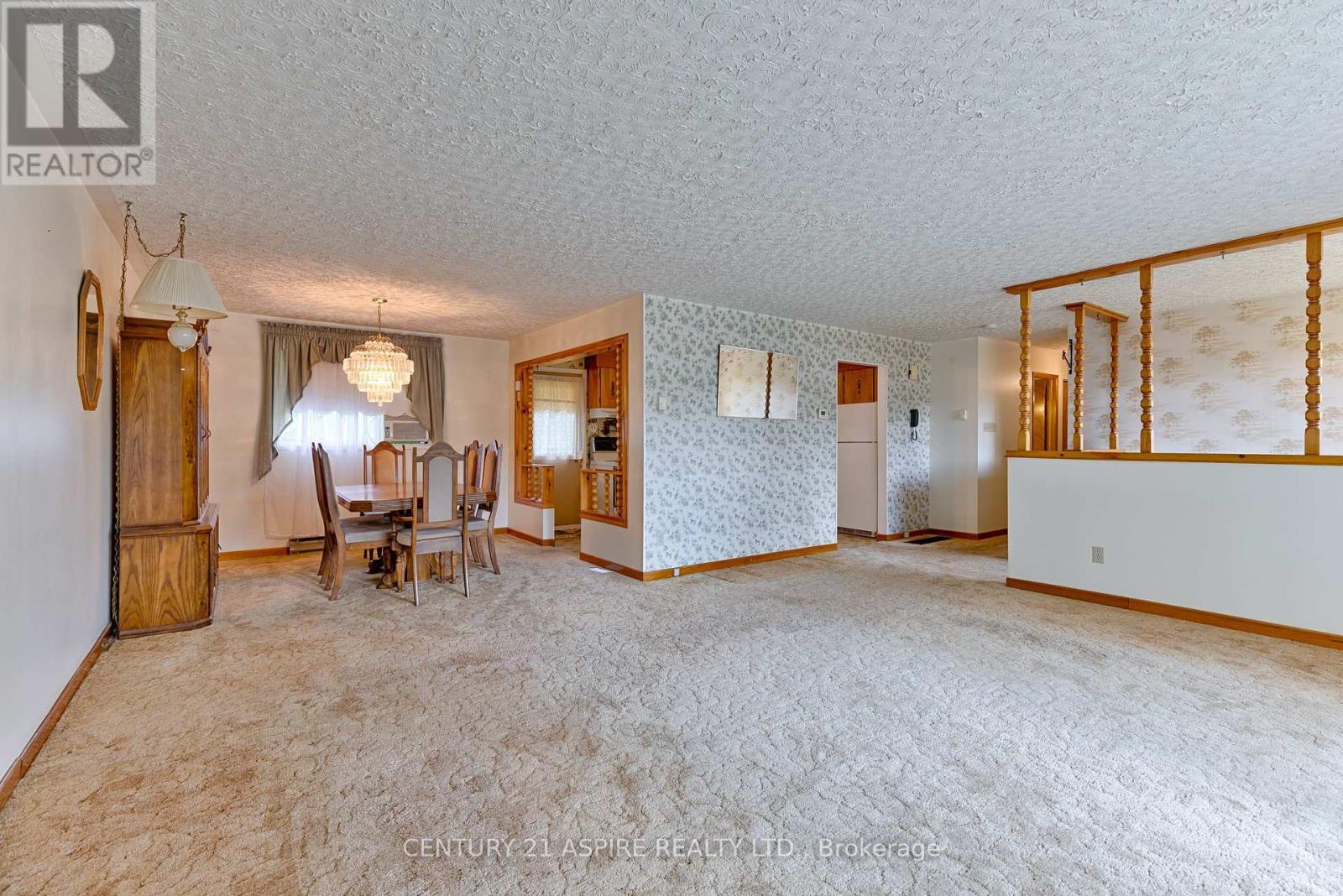 Property Photo: 18 Biesenthal Road ON K8H 2Y9