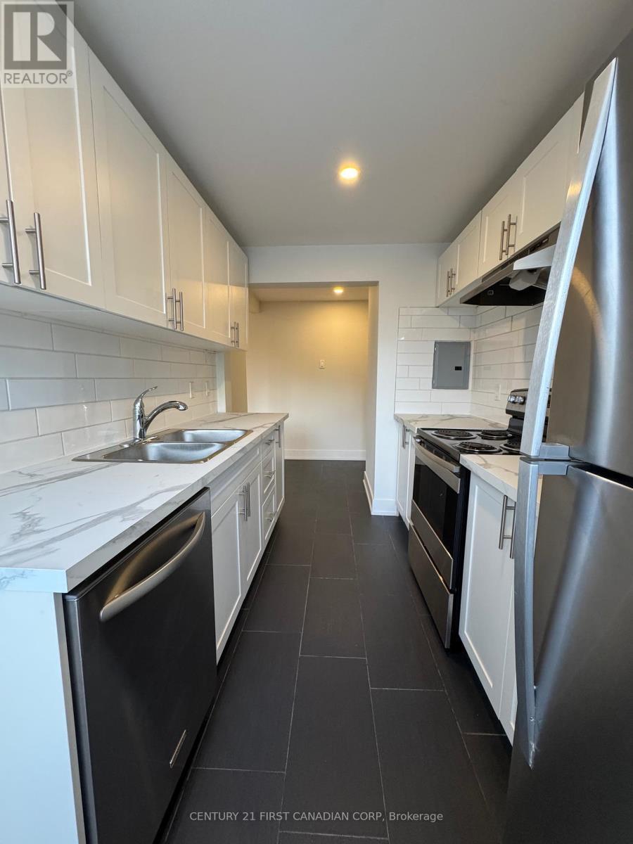 Property Photo:  75 High Street 210  ON N6C 4J8 