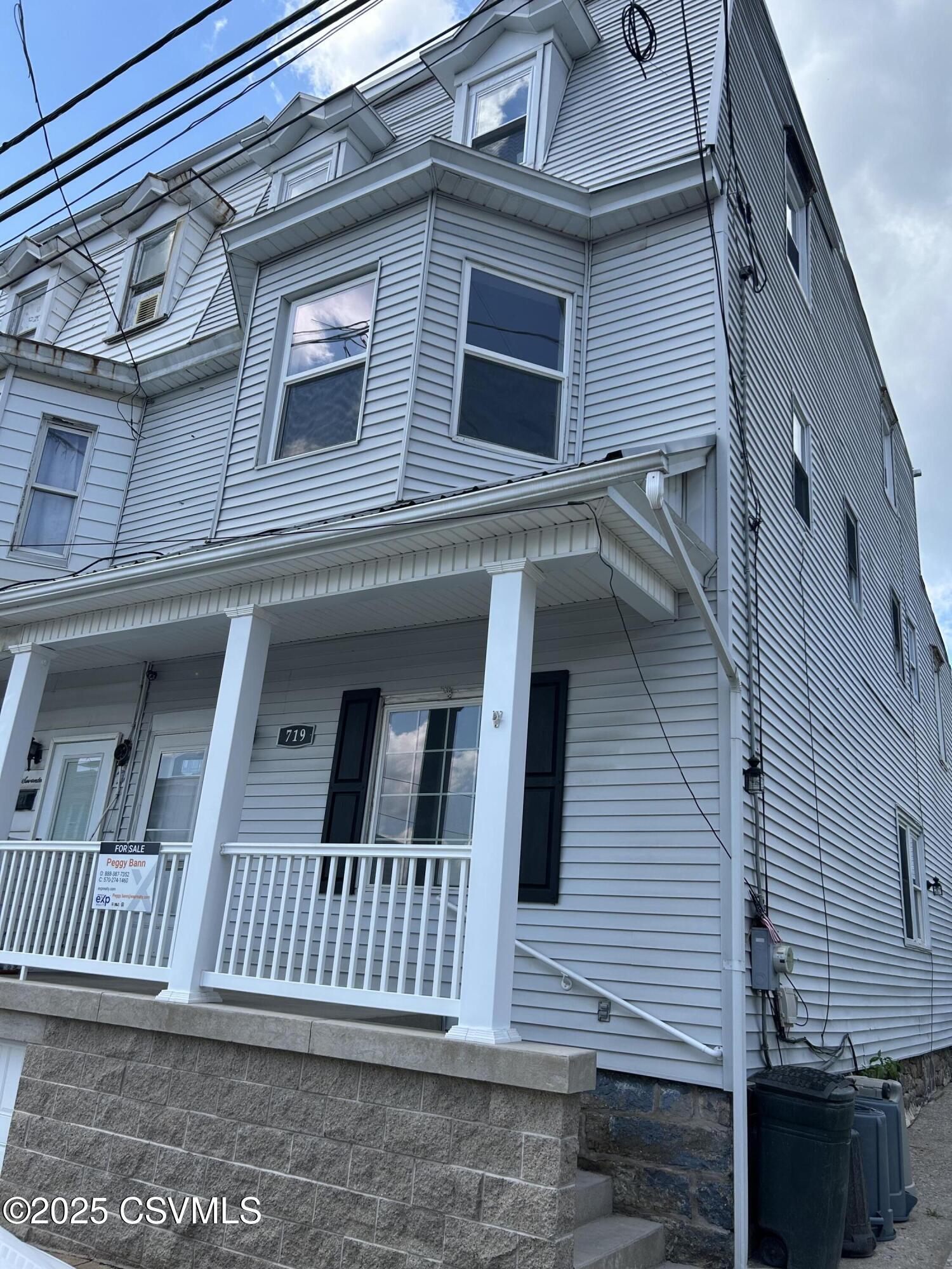 Property Photo: 719 E Dewart Street PA 17872