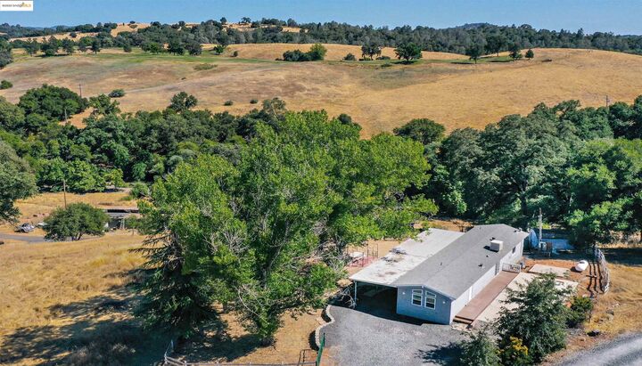 Property Photo: 17390 Campbell Flat Rd CA 95370
