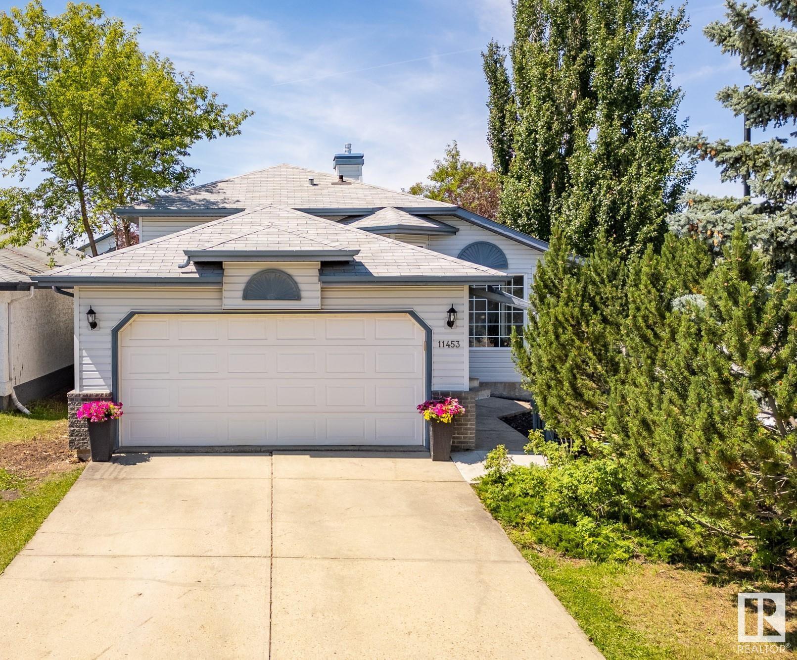 11453 9 Avenue NW  Edmonton AB T6J 6X8 photo