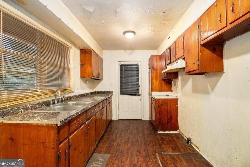 Property Photo: 1491 Boulderwoods Drive GA 30316