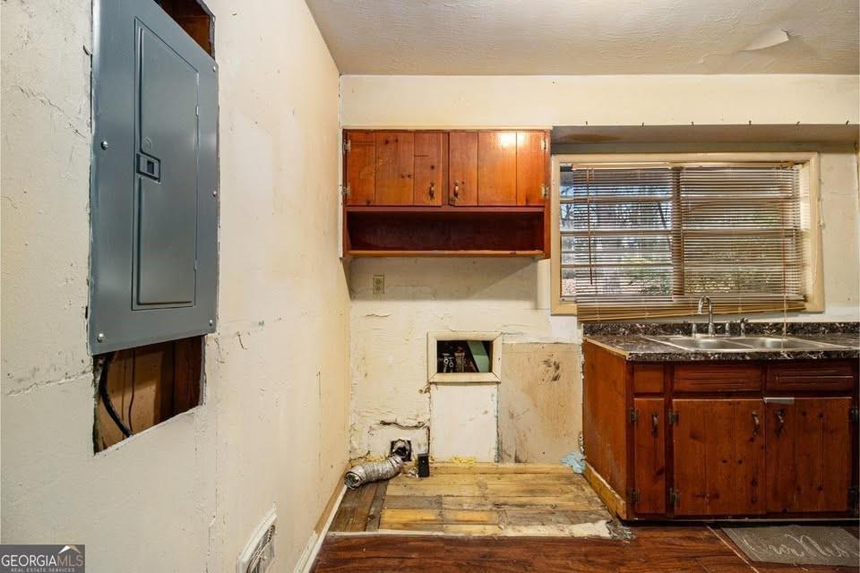 Property Photo: 1491 Boulderwoods Drive GA 30316