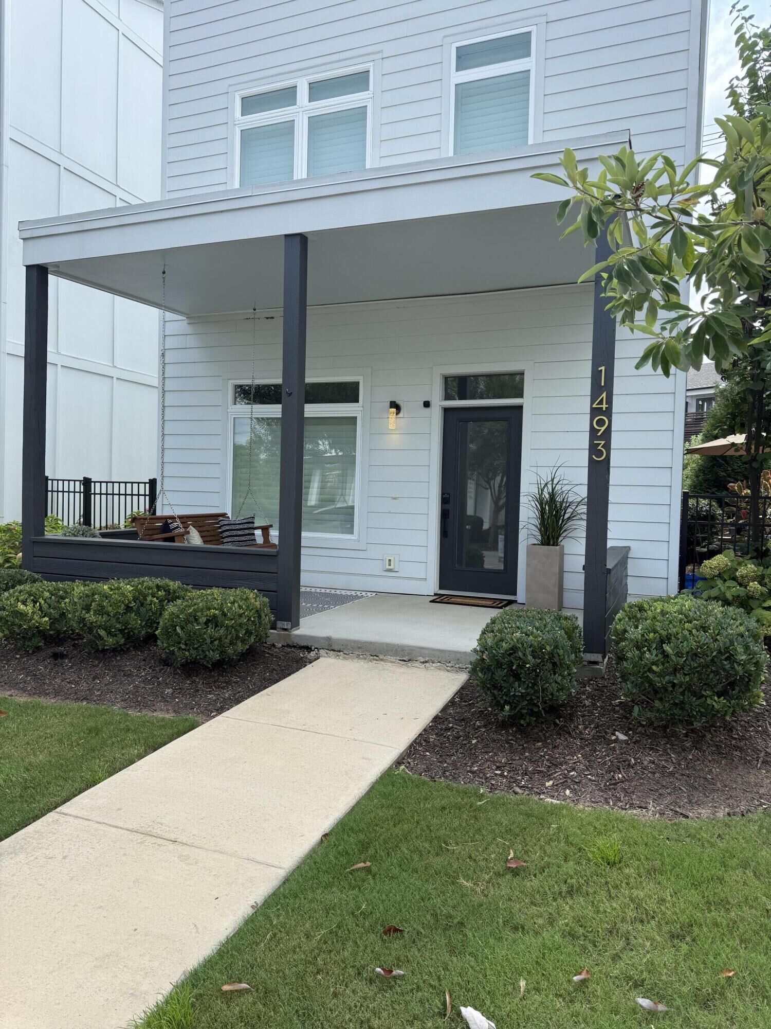 Property Photo: 1493 Sinclair Avenue TN 37408