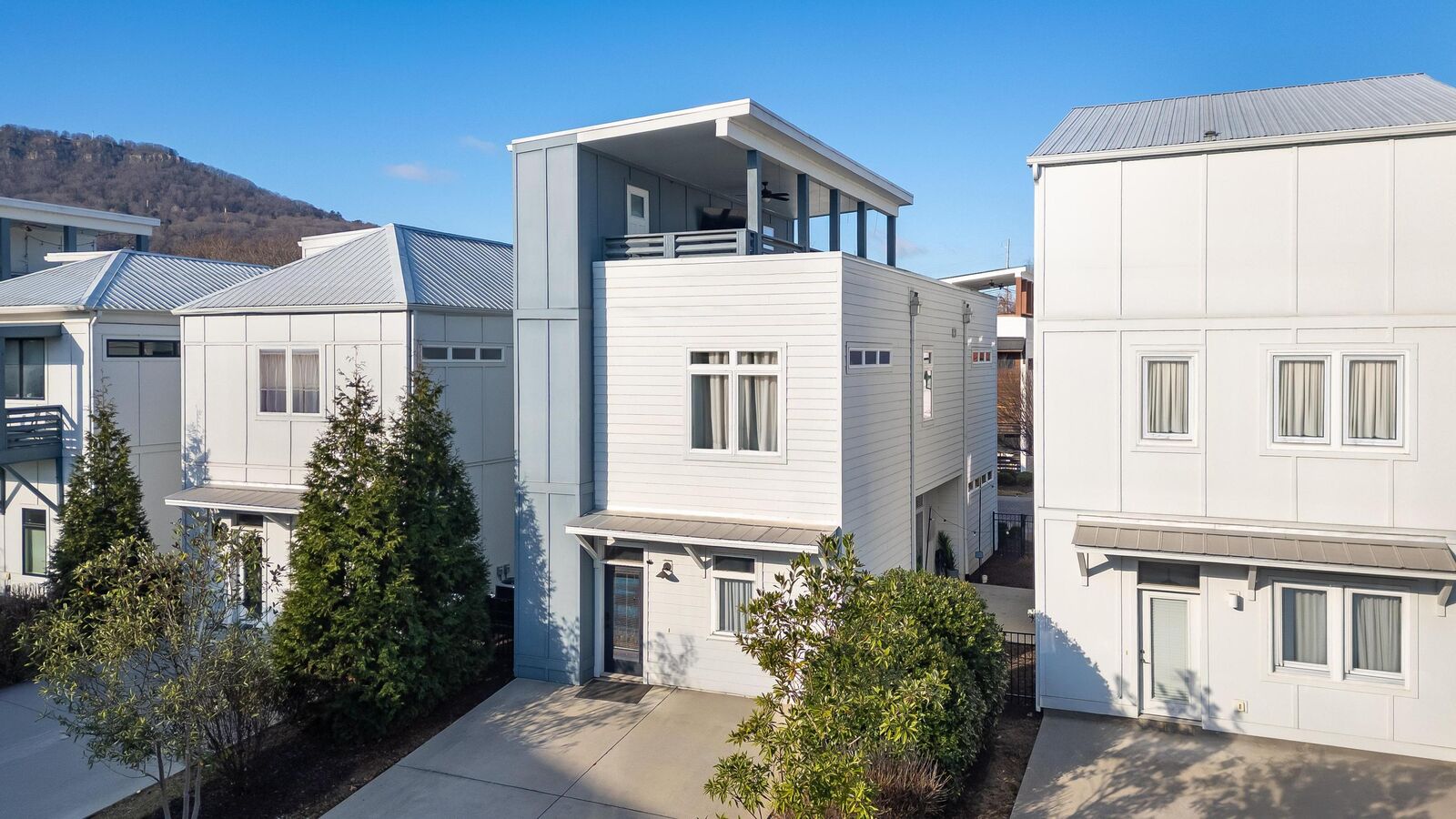 Property Photo: 1493 Sinclair Avenue TN 37408