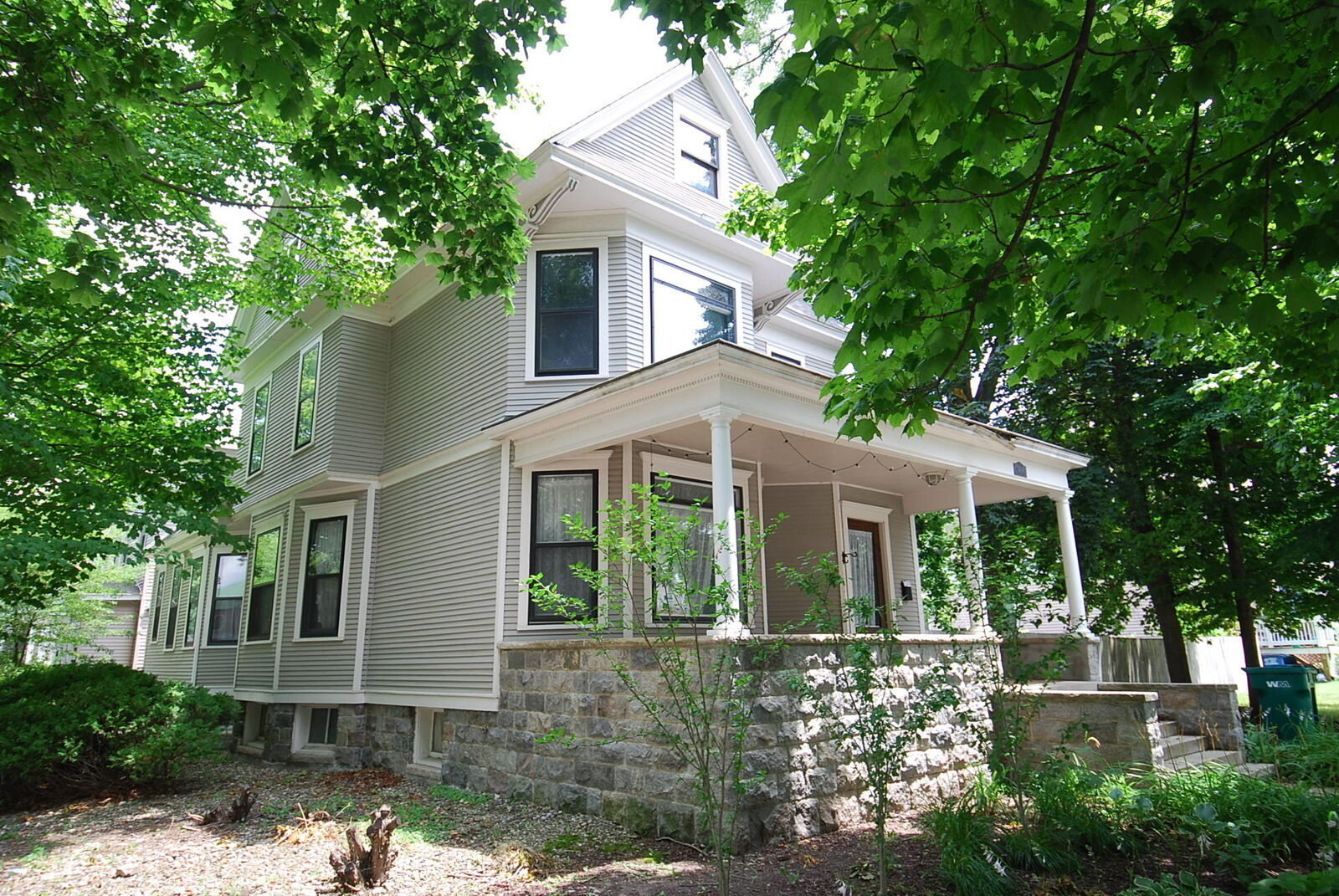 Property Photo: 1201 Michigan Avenue IN 46350