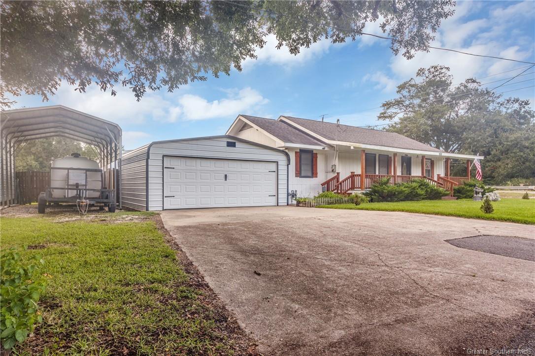 Property Photo: 100 Eli Street LA 70647
