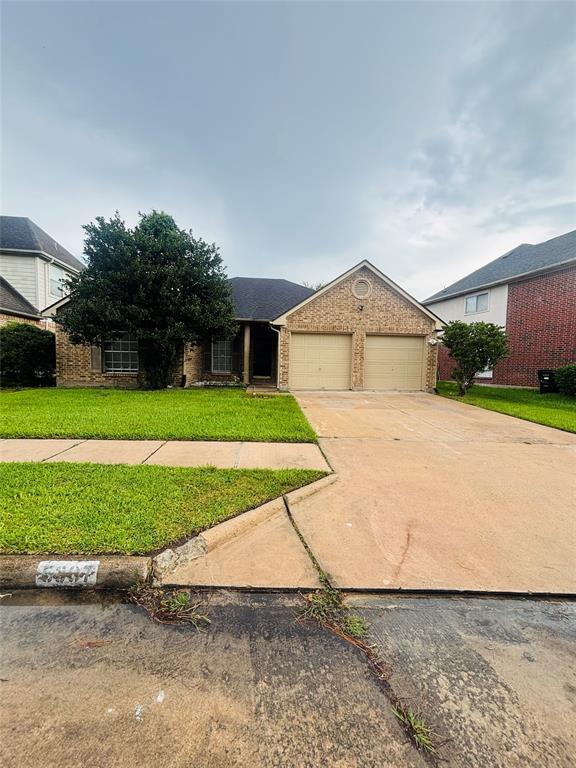 Property Photo: 5307 Oak Falls Drive TX 77066