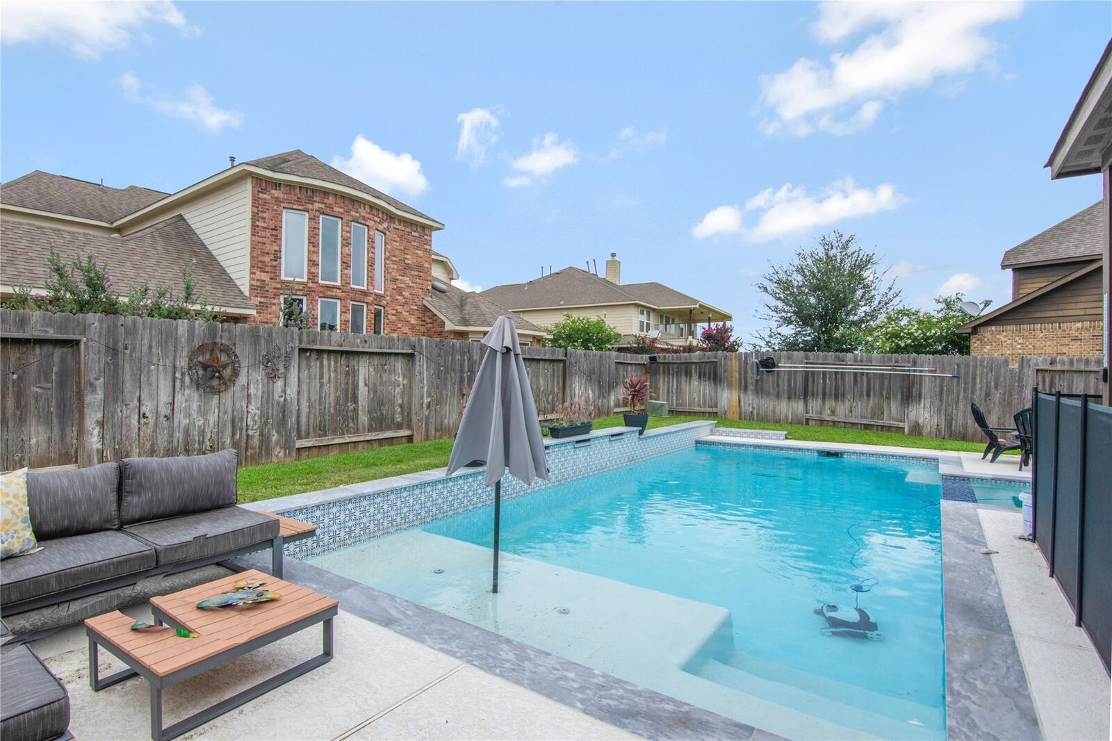 Property Photo: 31606 Hummingbird Oak Drive TX 77447