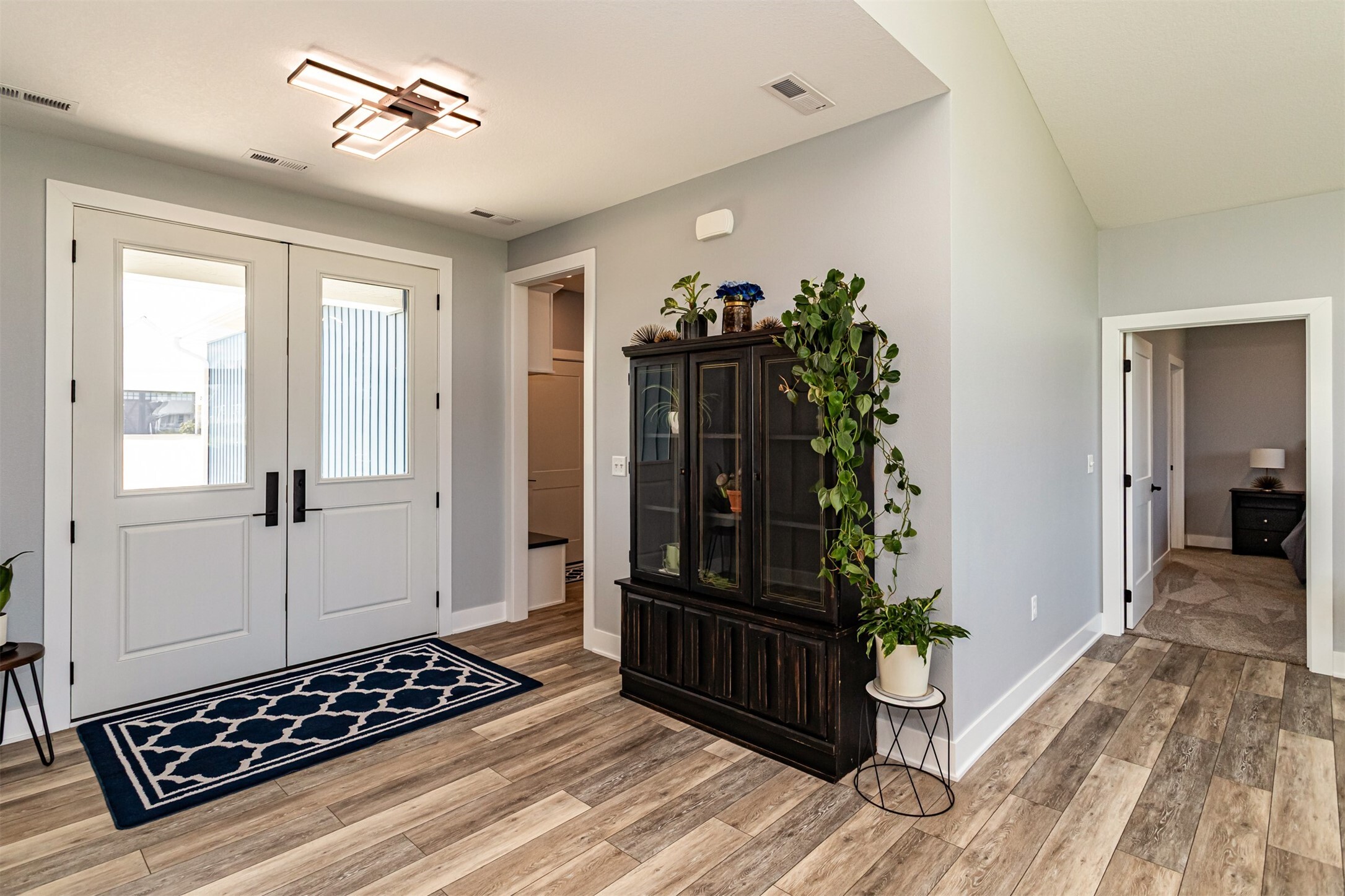 Property Photo: 409 South Street IA 50130