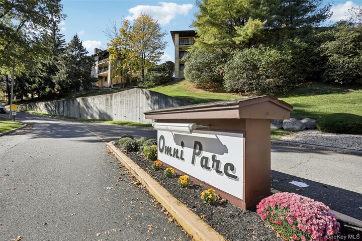 12 Omni Parc Drive  Nanuet NY 10954 photo