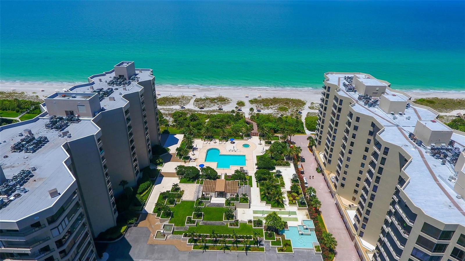 Property Photo: 1211 Gulf Of Mexico Drive 105 FL 34228