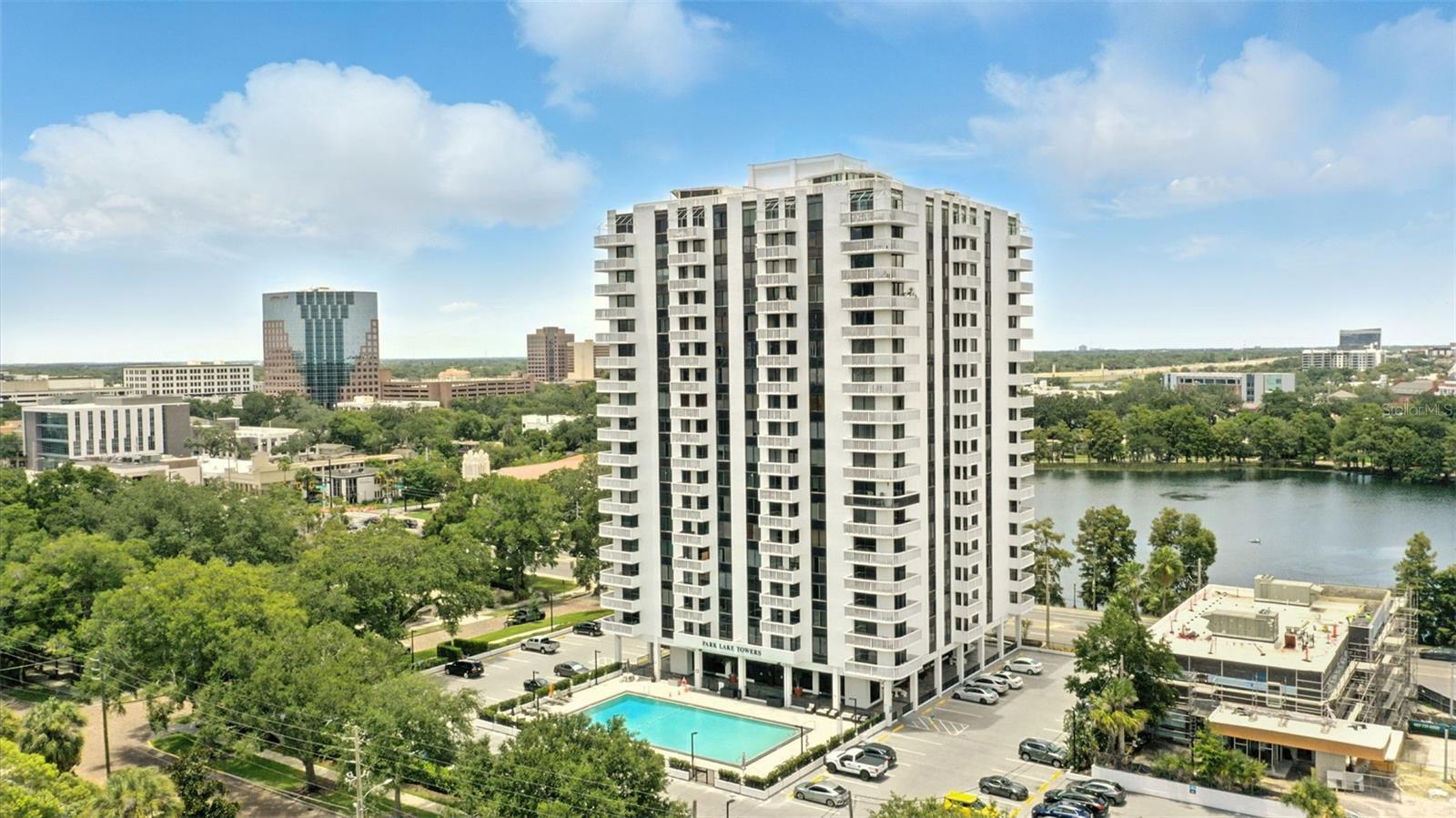 Property Photo: 400 E Colonial Drive 806 FL 32803