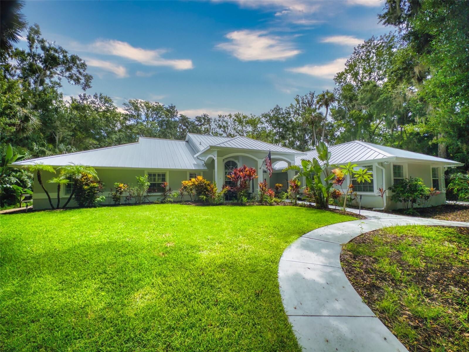 Property Photo:  1951 Waterford Estates Drive  FL 32168 