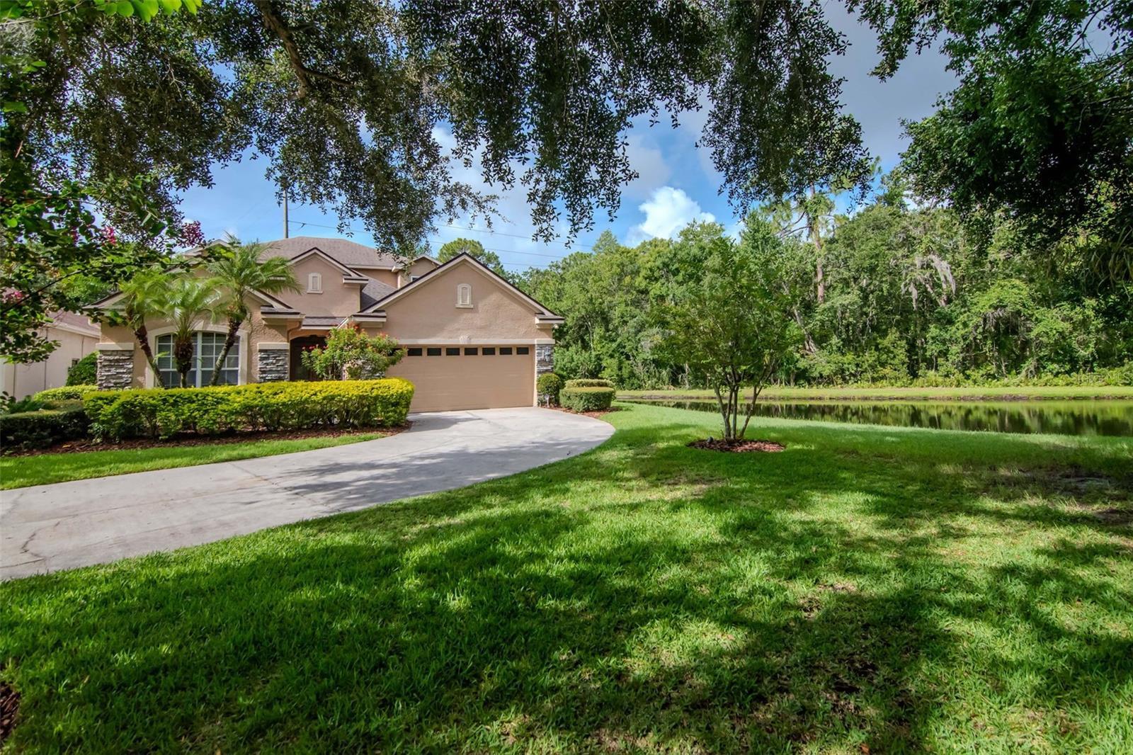 Property Photo:  9401 Greenpointe Drive  FL 33626 
