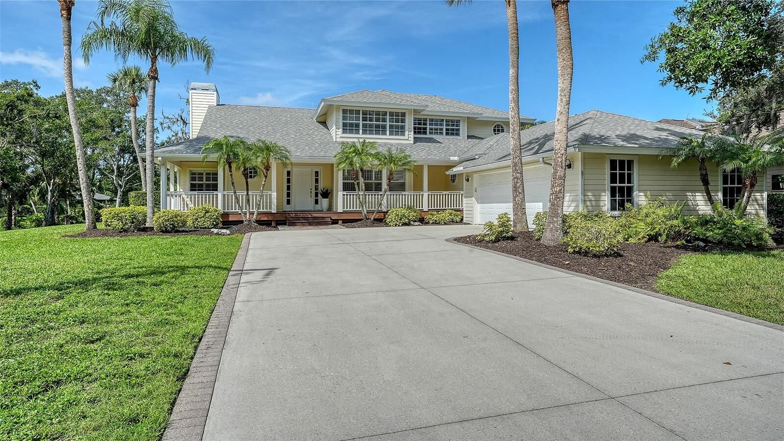 Property Photo: 4378 Oak View Drive FL 34232