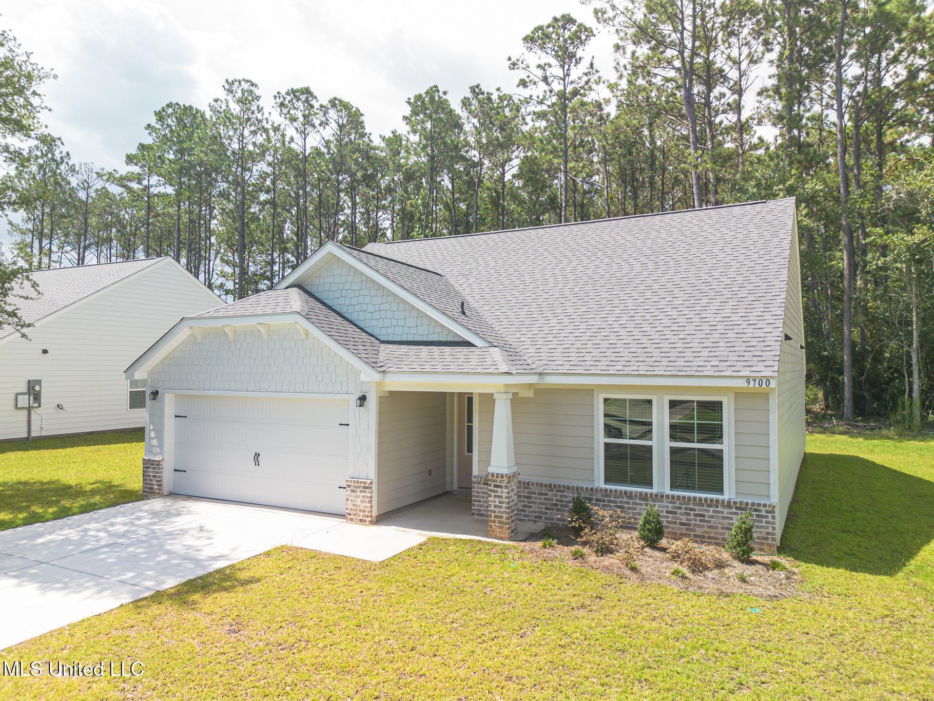 Property Photo: 9700 W Oaklawn Road MS 39532