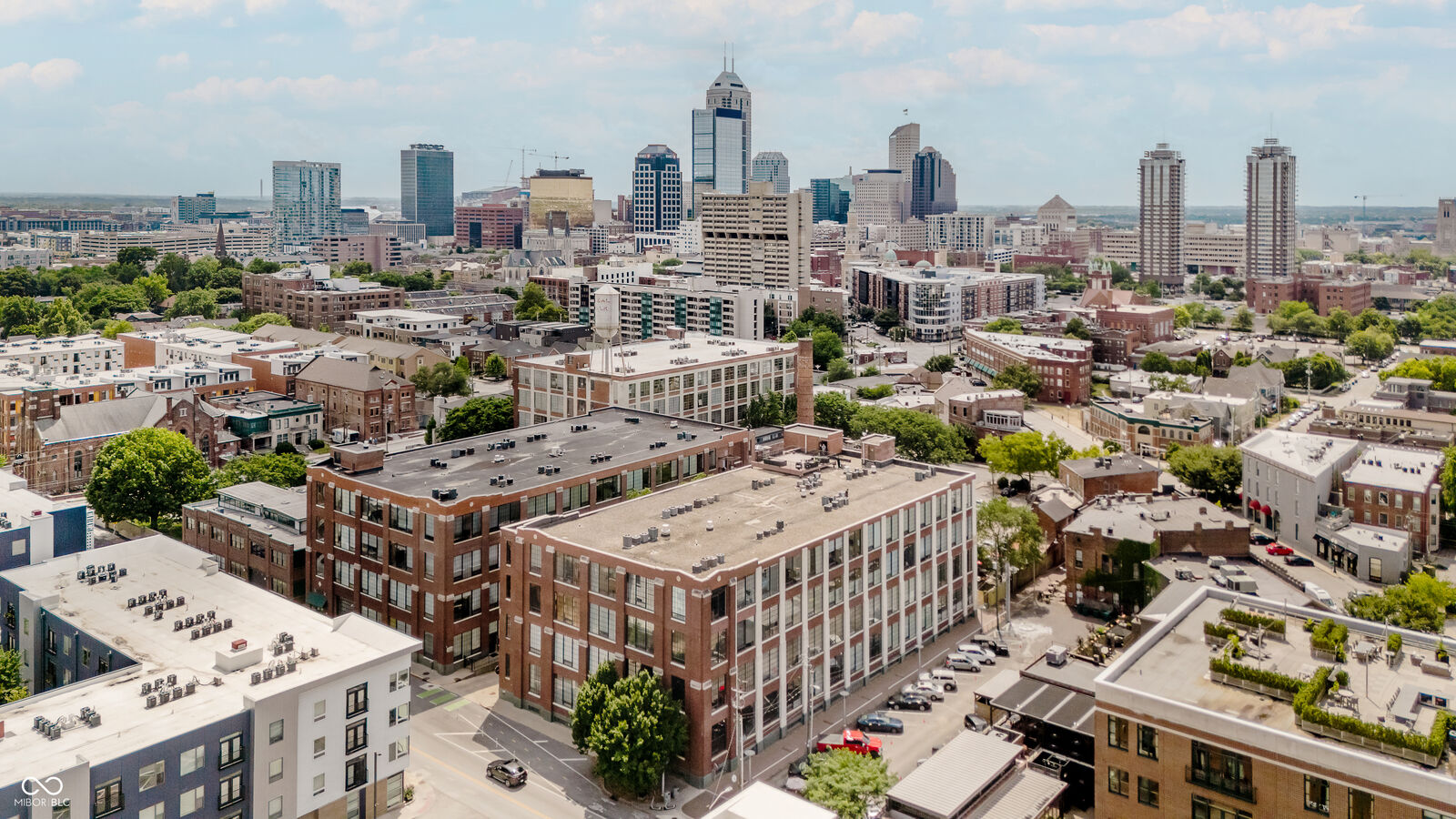 Property Photo:  624 E Walnut Street 26  IN 46204 