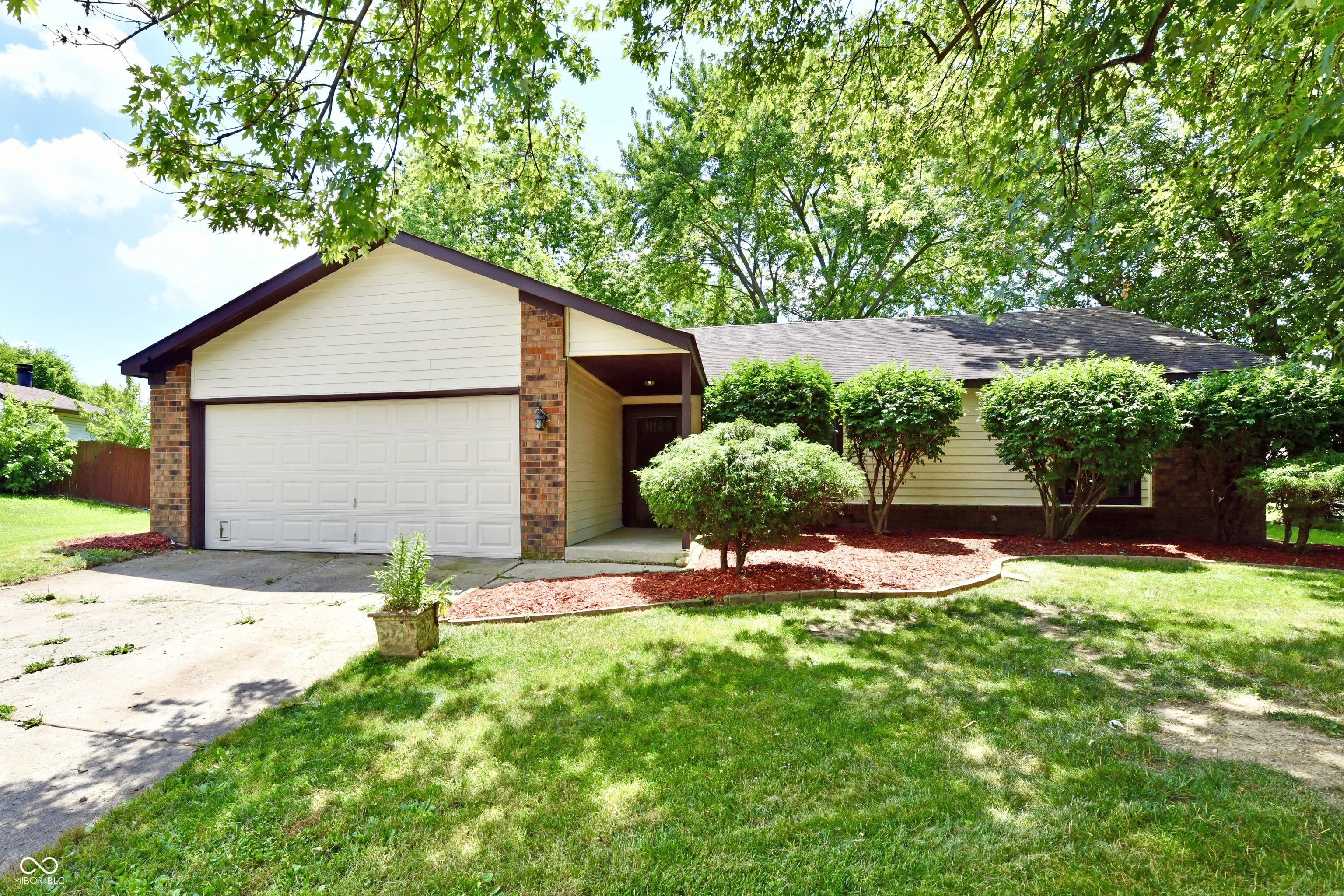 147 Plymouth Rock Court  Greenwood IN 46142 photo
