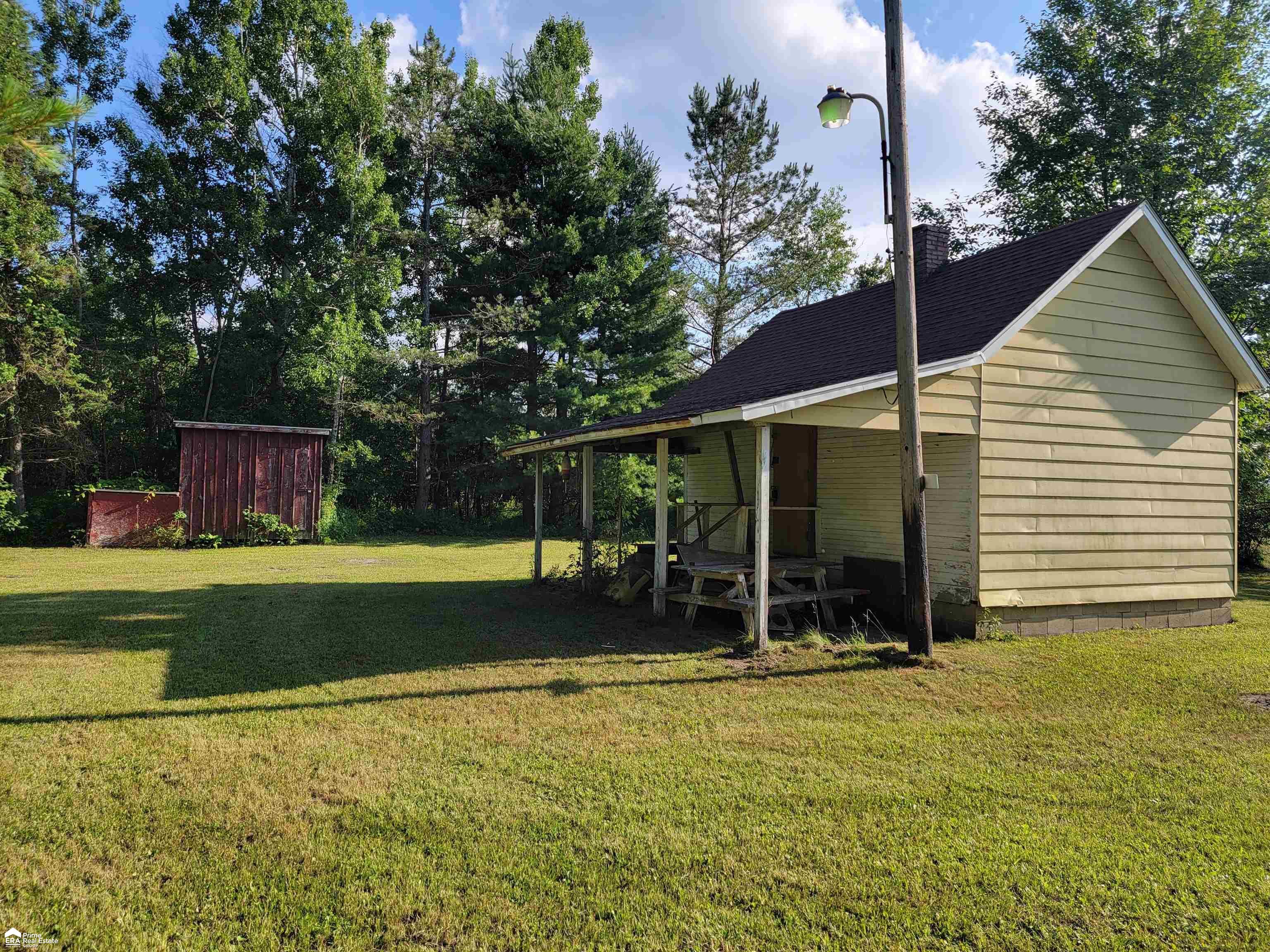 Property Photo: 5125 Cook Road MI 48661