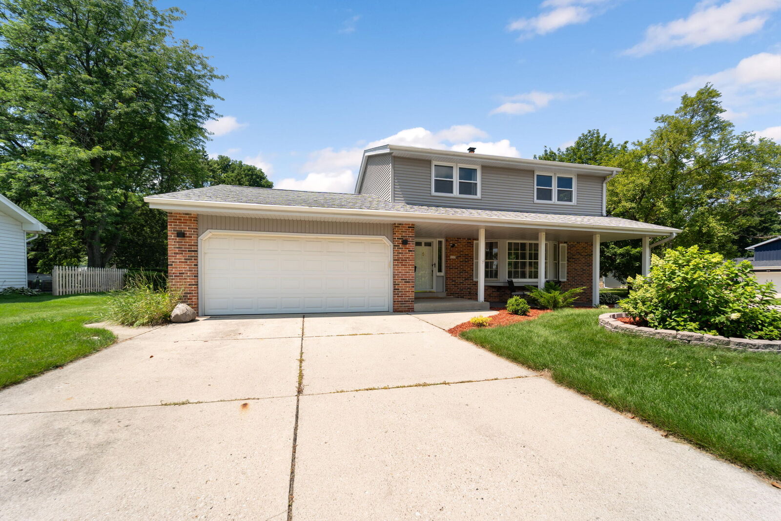 Property Photo: 5115 Russell Ct E WI 53129