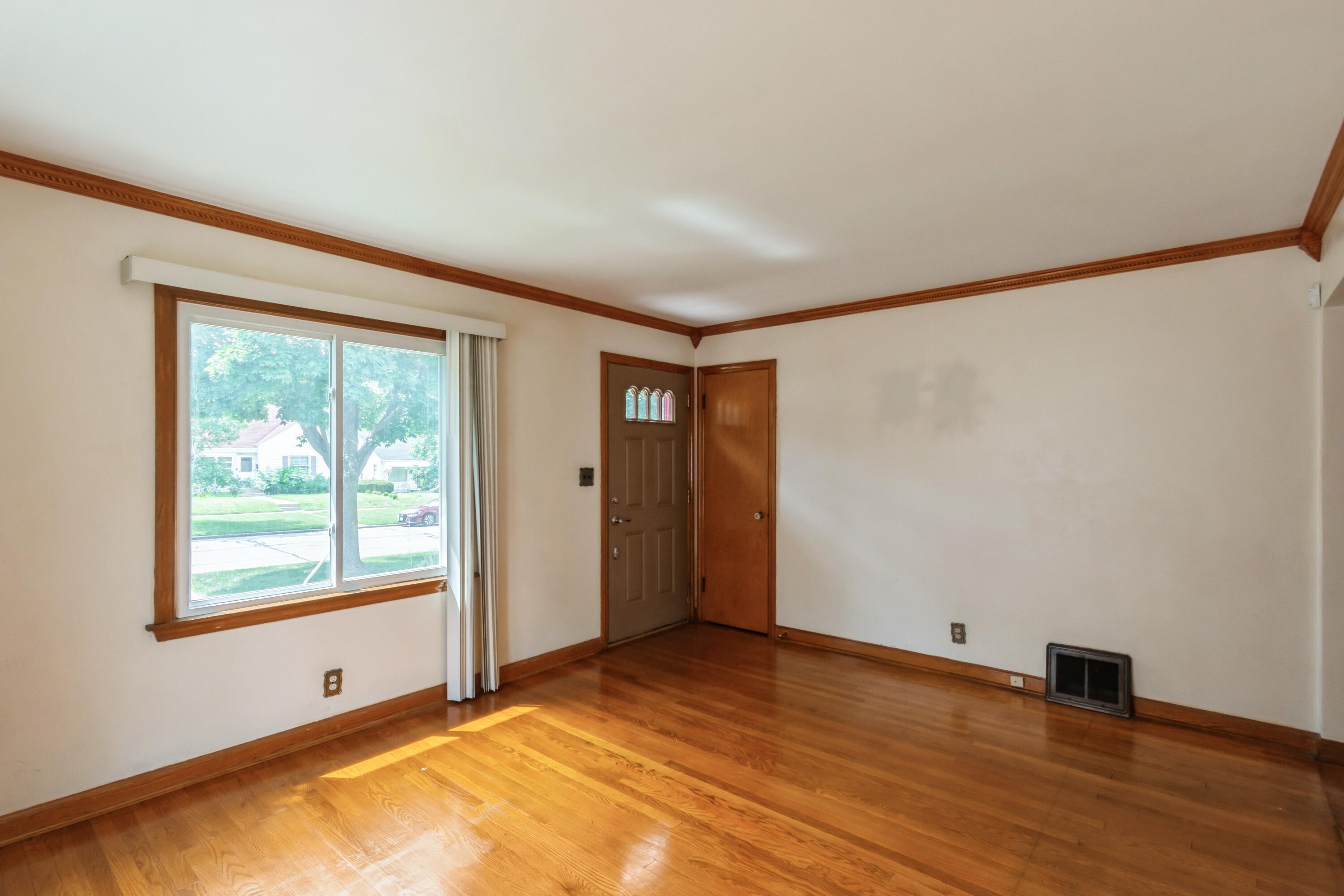 Property Photo: 3706 N 58th Blvd WI 53216