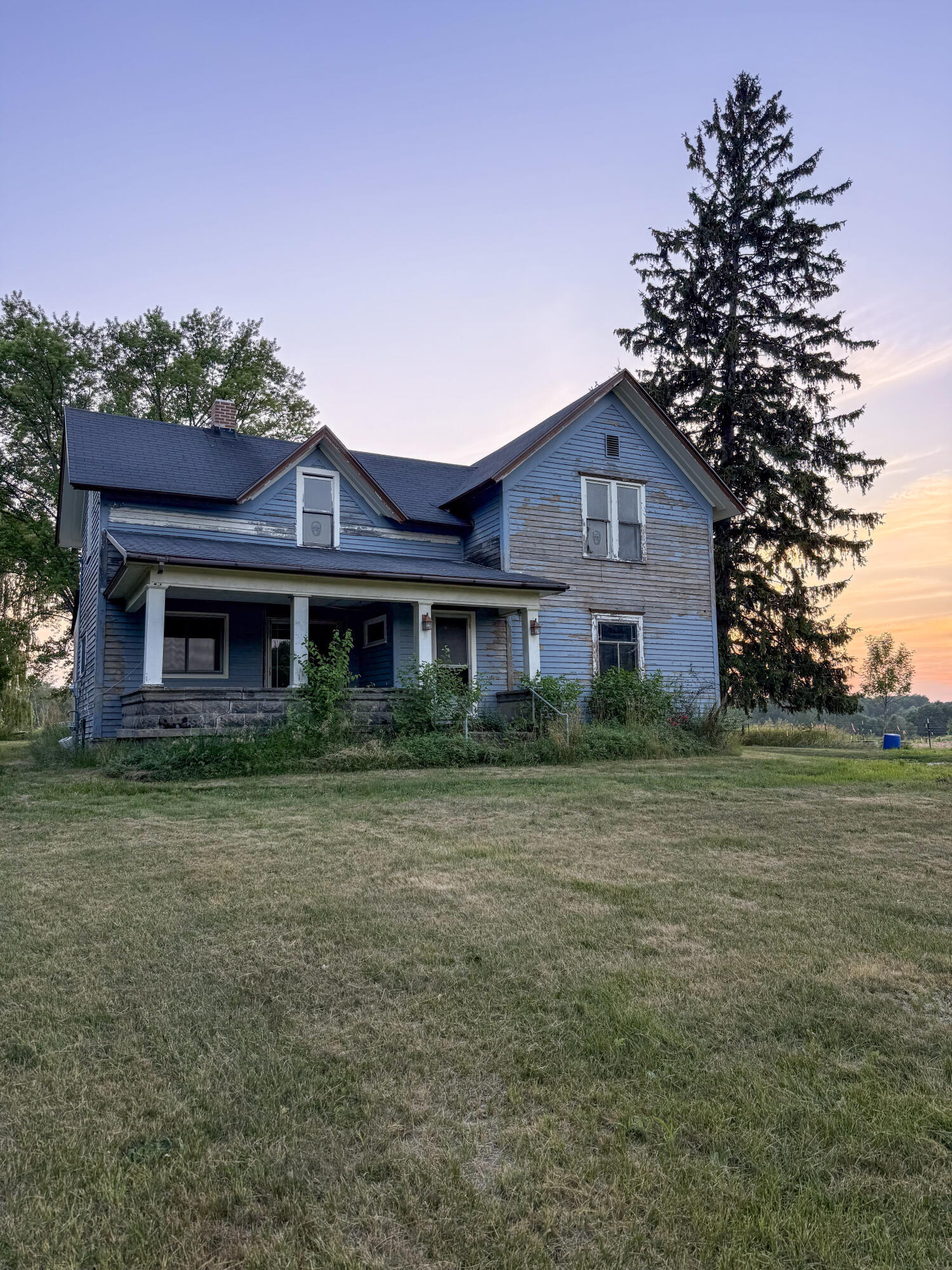 10677 Mason Drive  Grant MI 49327 photo