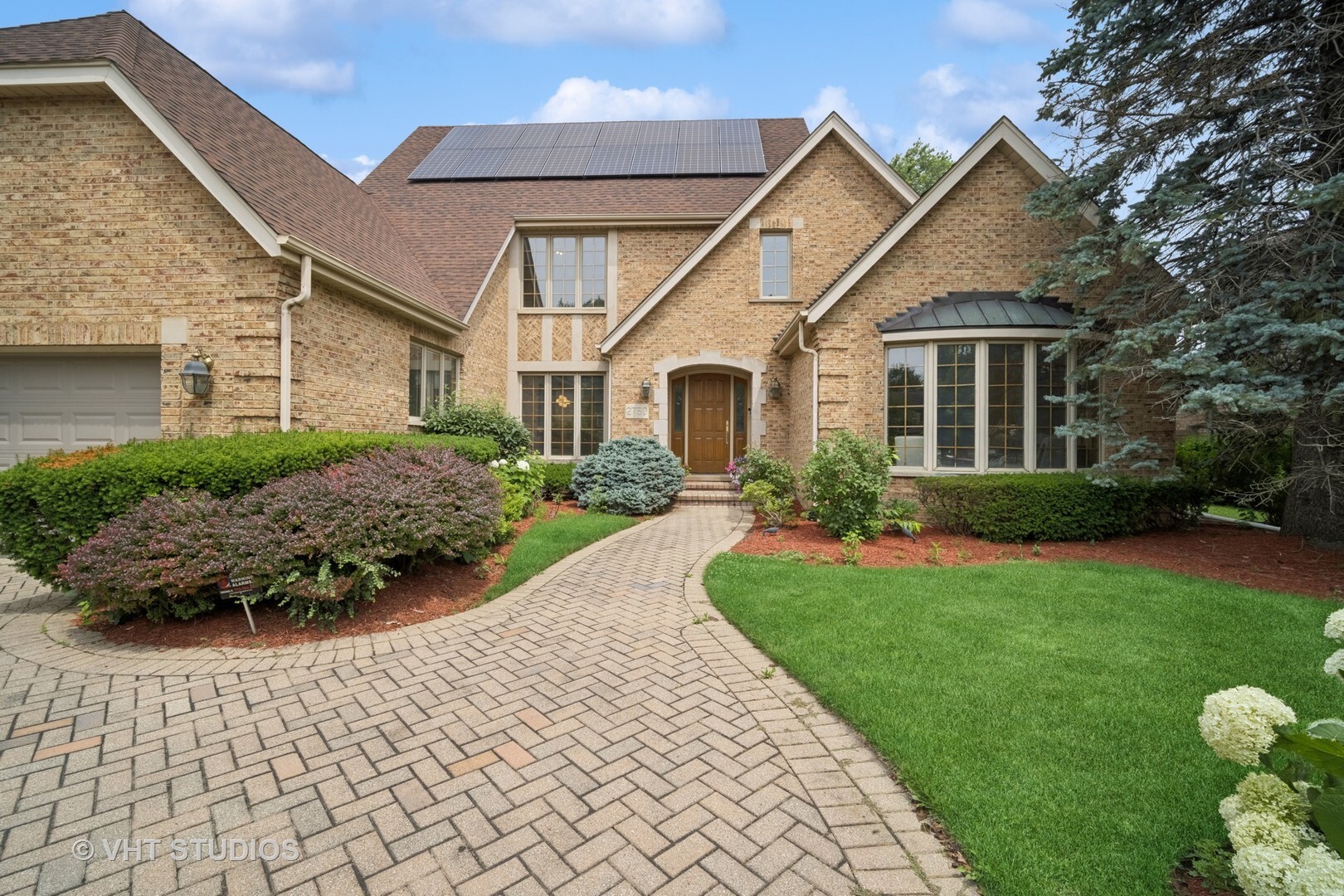 Property Photo: 2750 Prince Street IL 60062