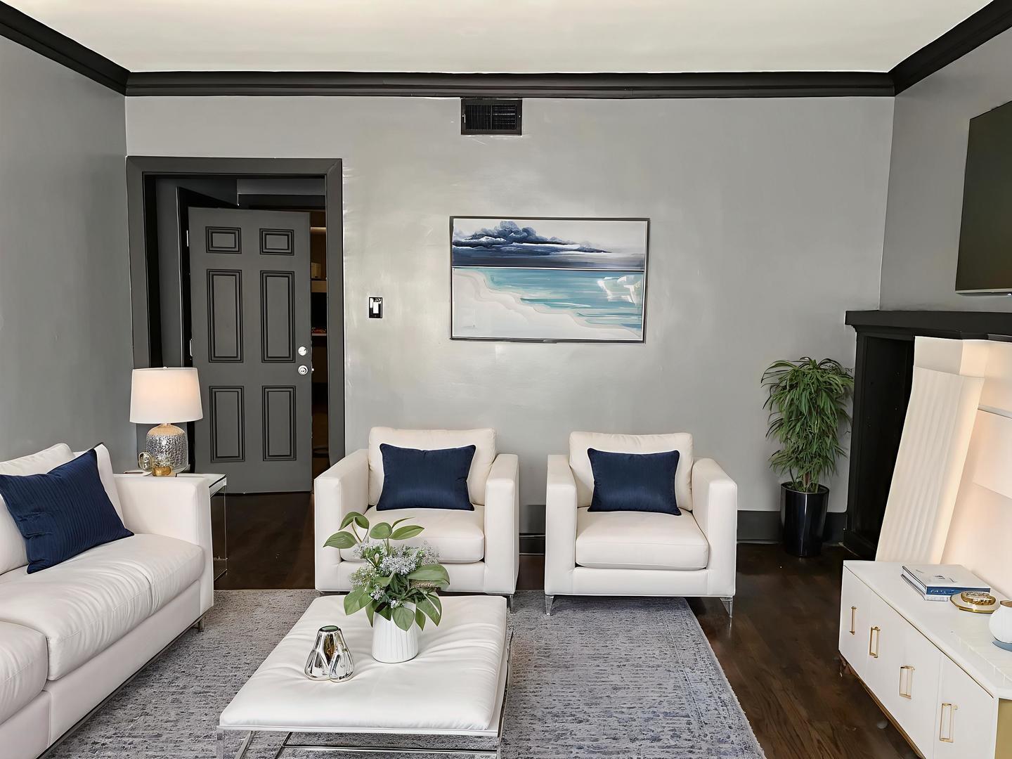Property Photo:  7931 S Paulina Street 1  IL 60620 