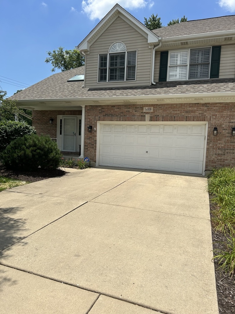 Property Photo:  1N008 Mission Court  IL 60190 