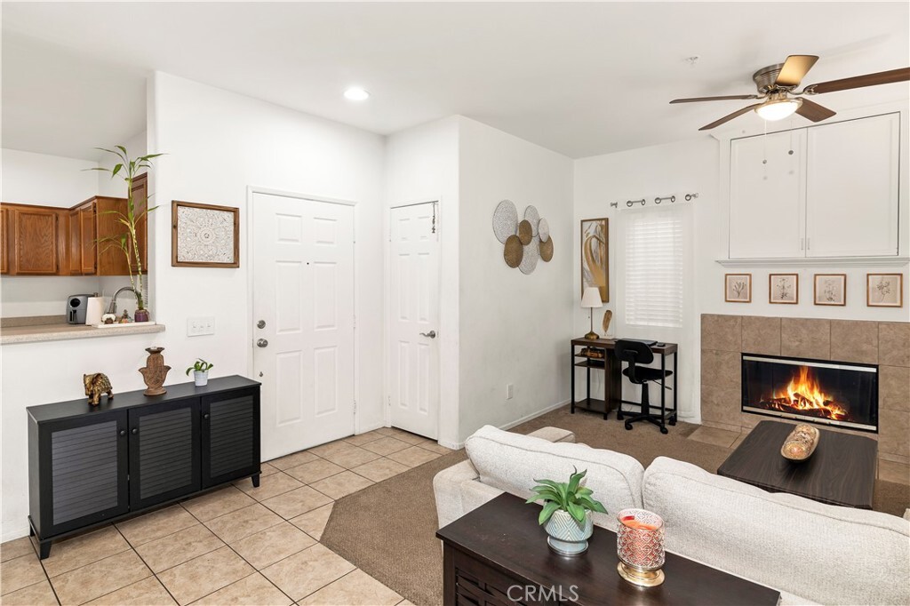 Property Photo: 26396 Arboretum Way 2901 CA 92563
