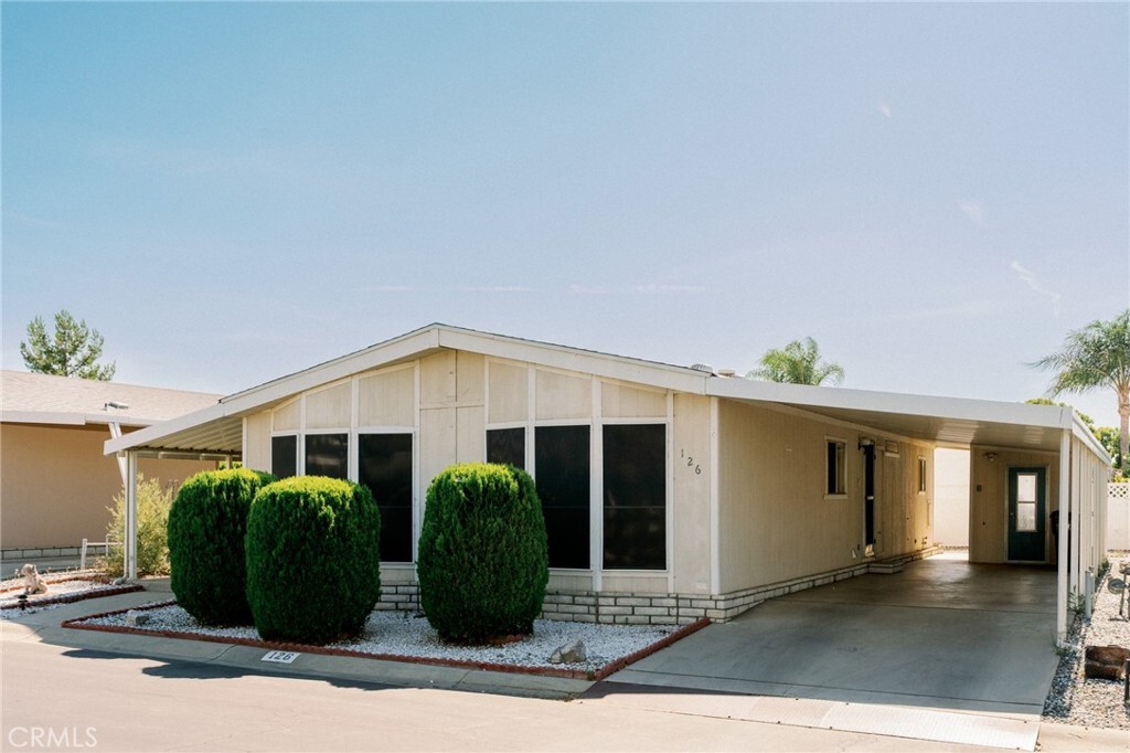 Property Photo: 24600 Mountain Avenue 126 CA 92544