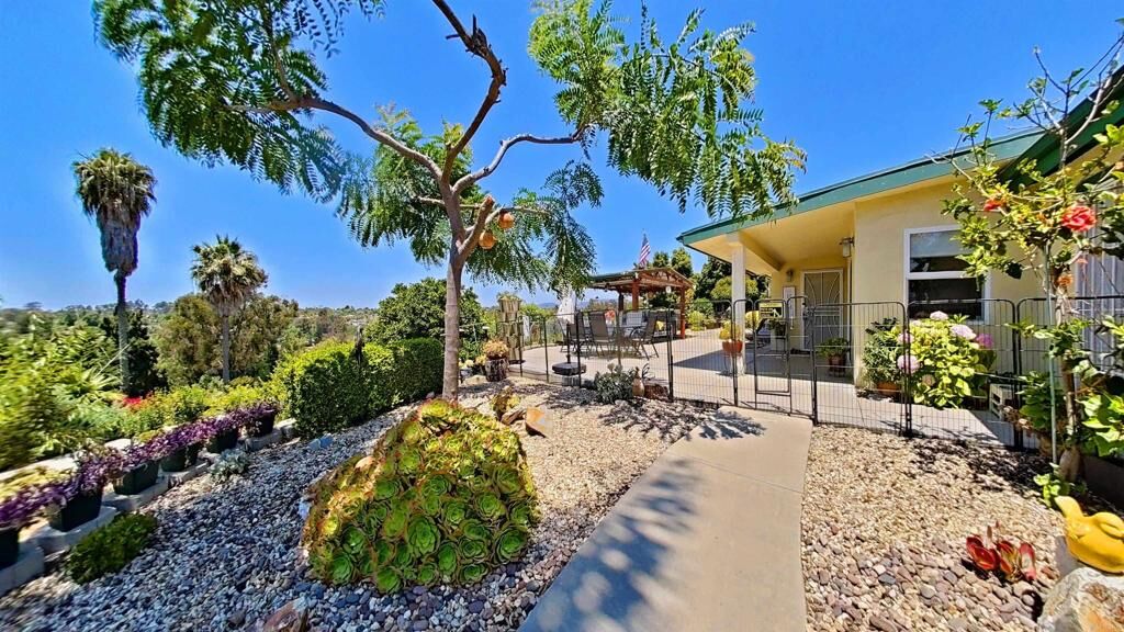 Property Photo:  1150 Marine View Drive  CA 92081 