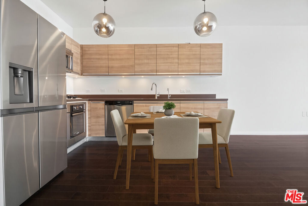 Property Photo: 3785 Wilshire Boulevard 803 CA 90010
